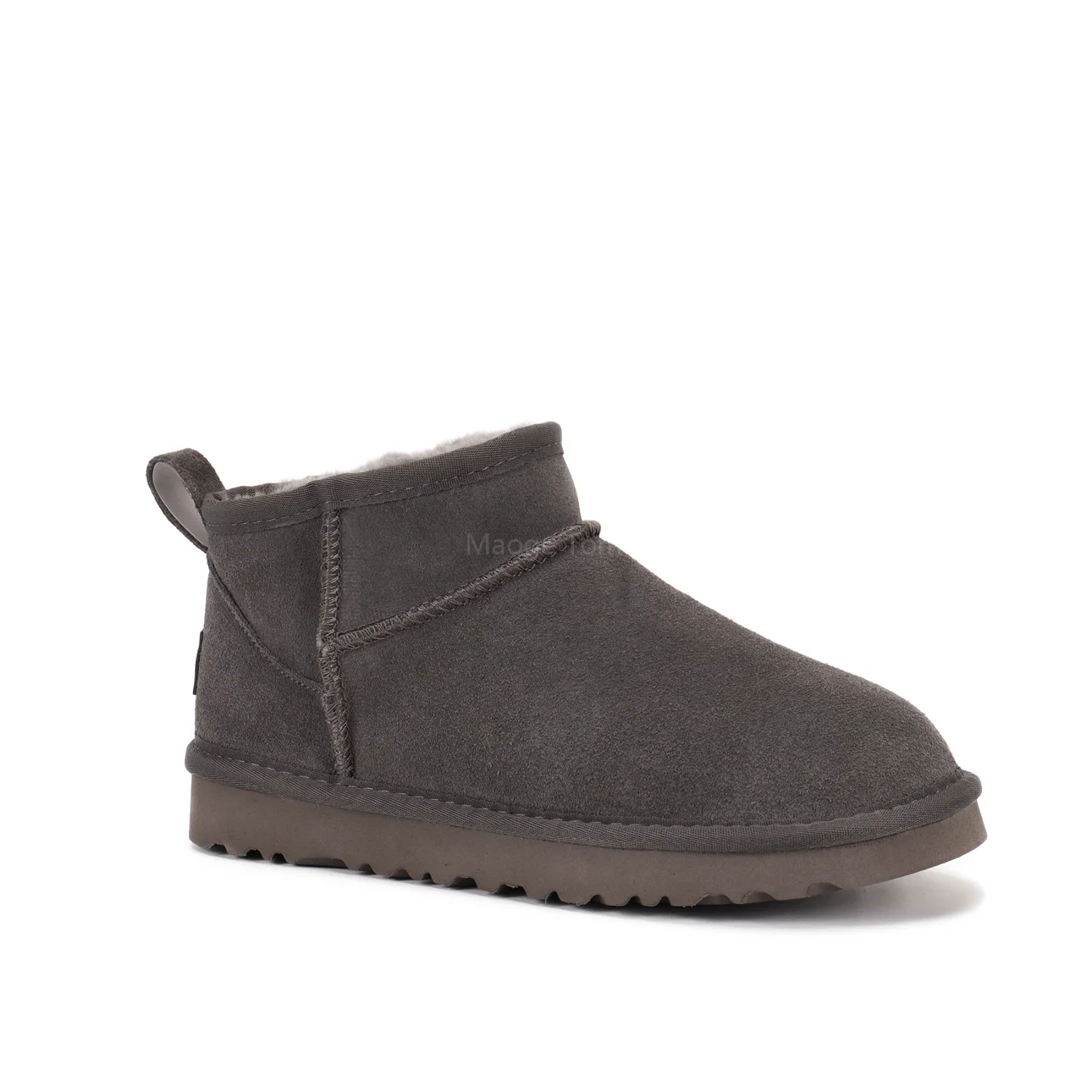 3965-35.99-259-ugg-with box gallery