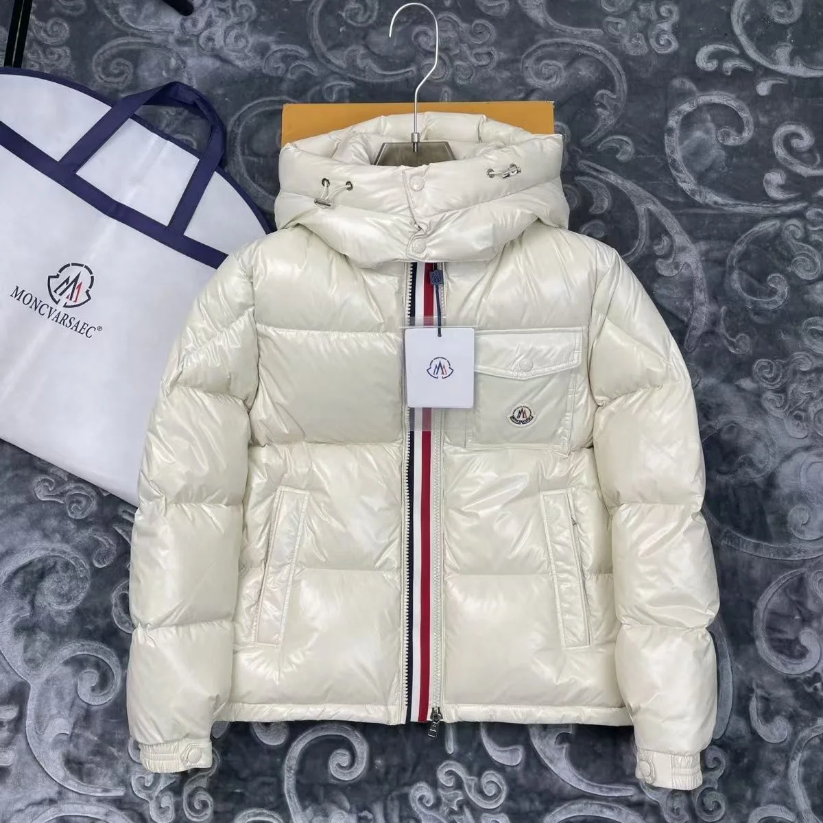 3986-55-396-Moncler gallery