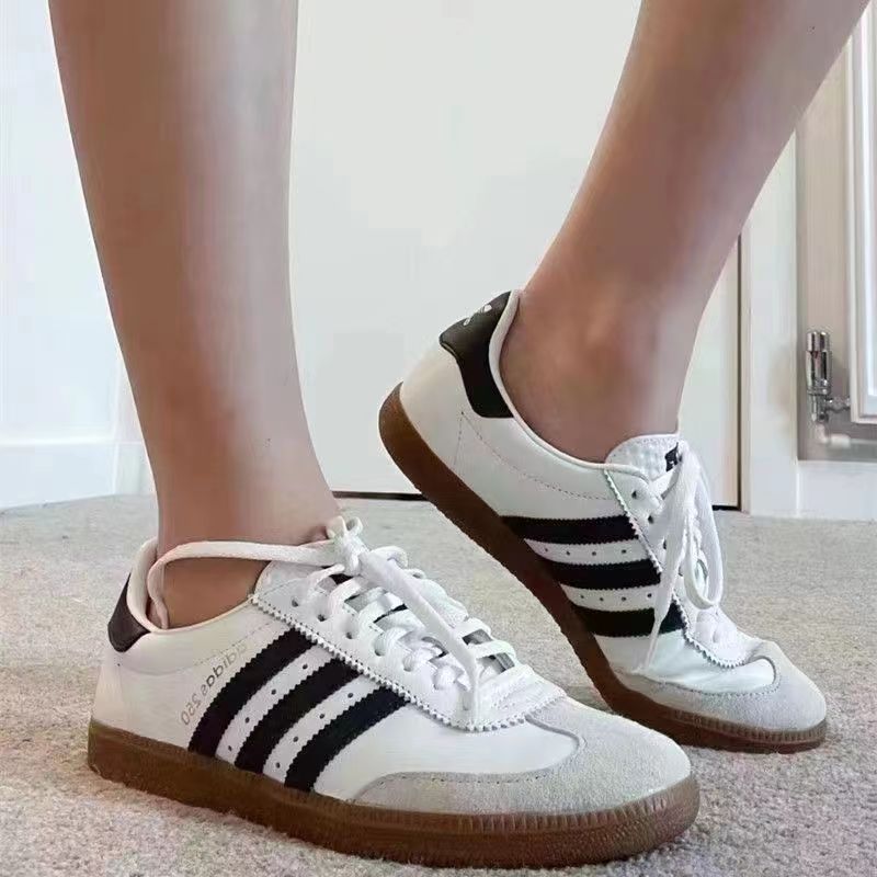 39.98$ Adidas    code  351-6809-R gallery