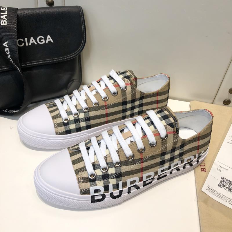 47.39$  BURBERRY     code 449-6892-R gallery