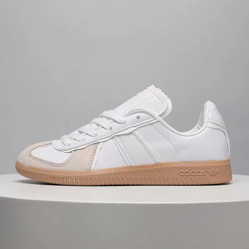 47.69$ 334￥   adidas   4206-M gallery