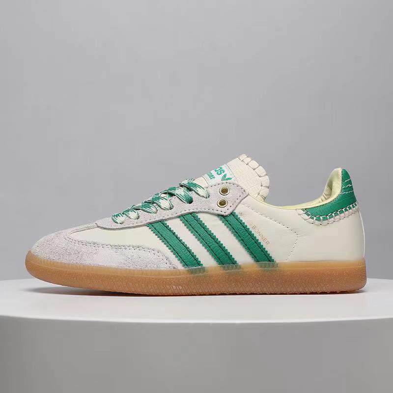 47.69$ 334￥   adidas   4206-M gallery