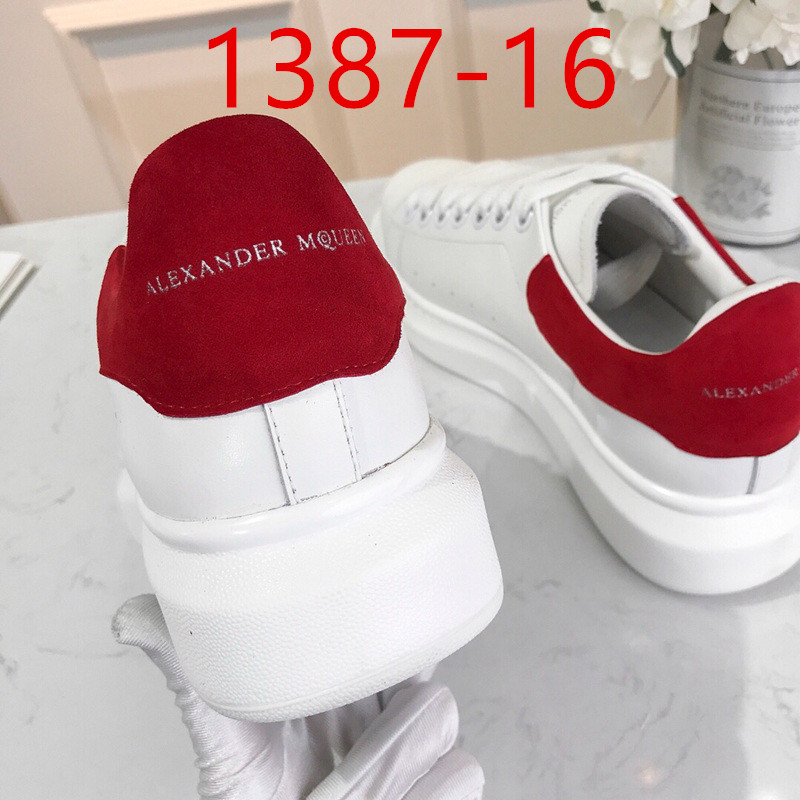 49.02$ McQueen   CODE 343-2534-R gallery