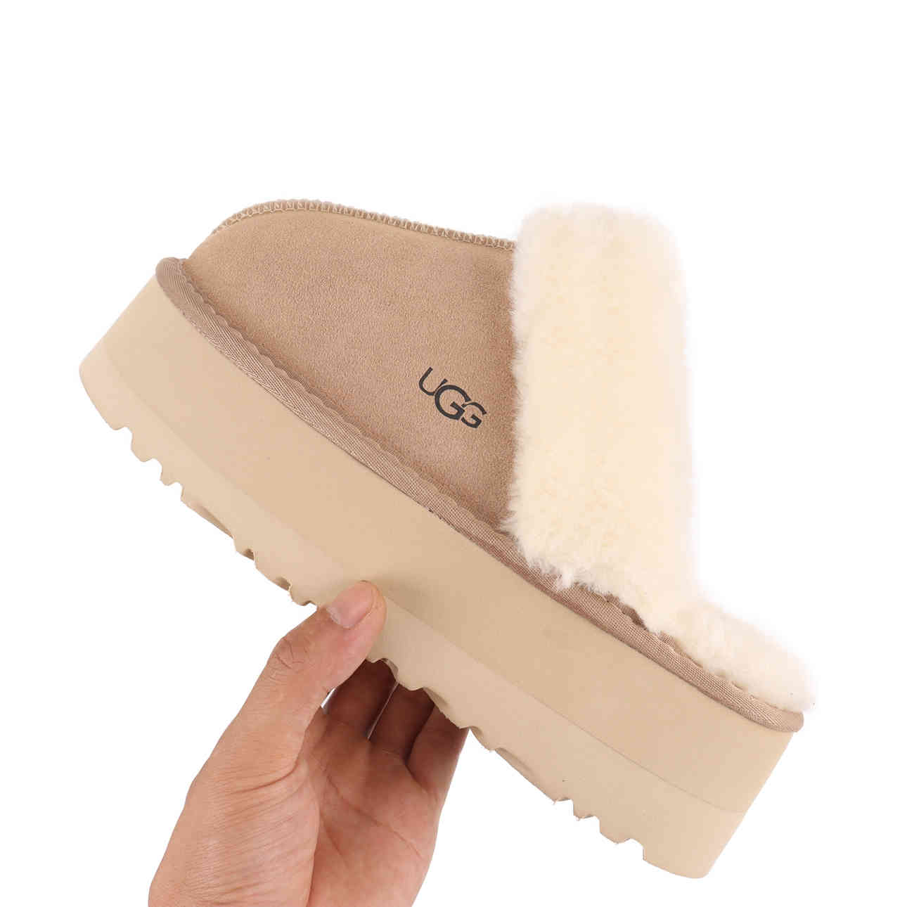 49.99$    ugg-4623-M gallery