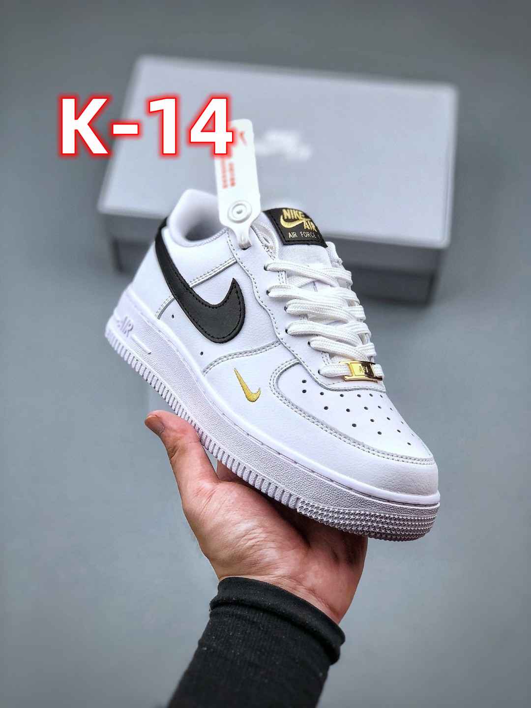 51.99$  NIKE   4319-M gallery