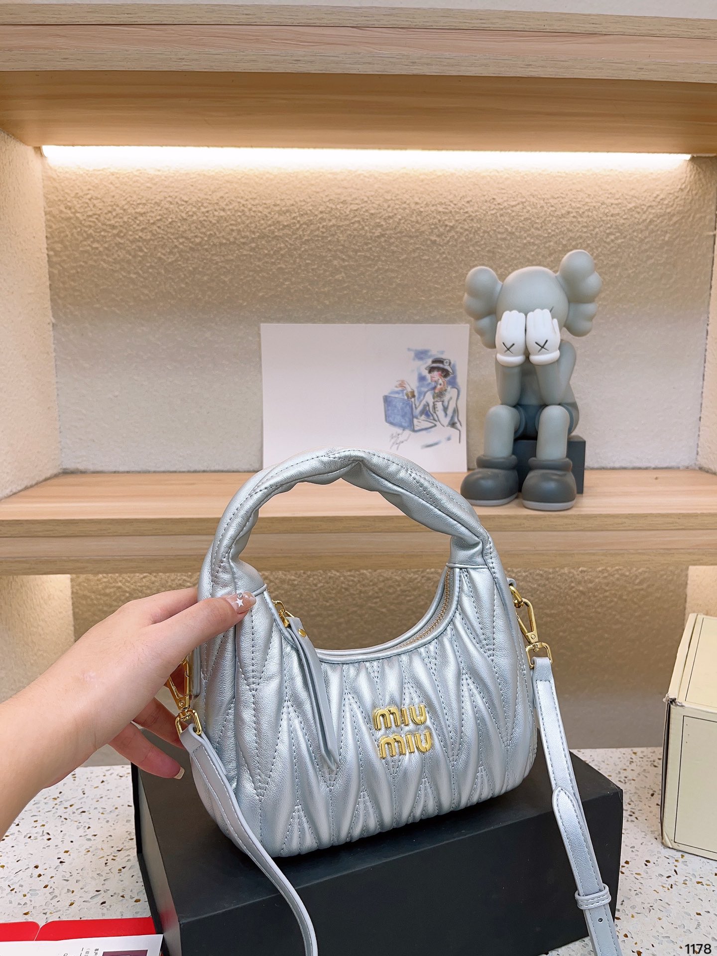 52$-MIUMIU    9837-T gallery