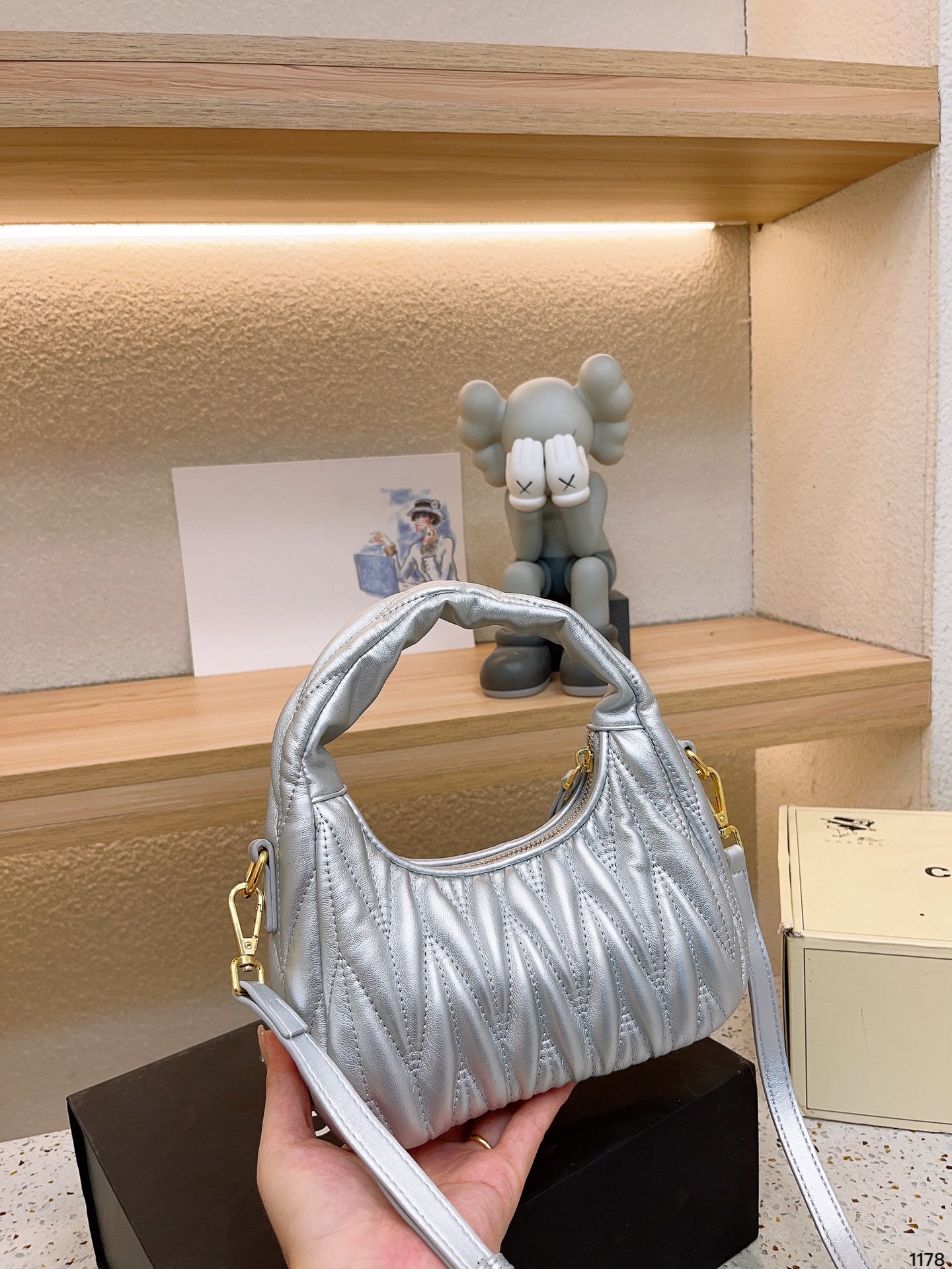 52$-MIUMIU    9837-T gallery