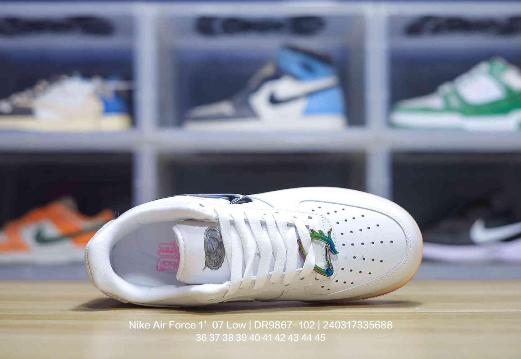 52.44$    nike   A-4572-M gallery