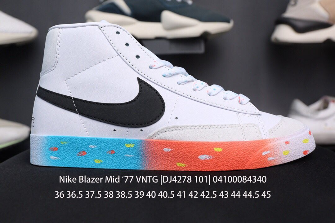 53.33$ NIKE 编号351-5514-R gallery