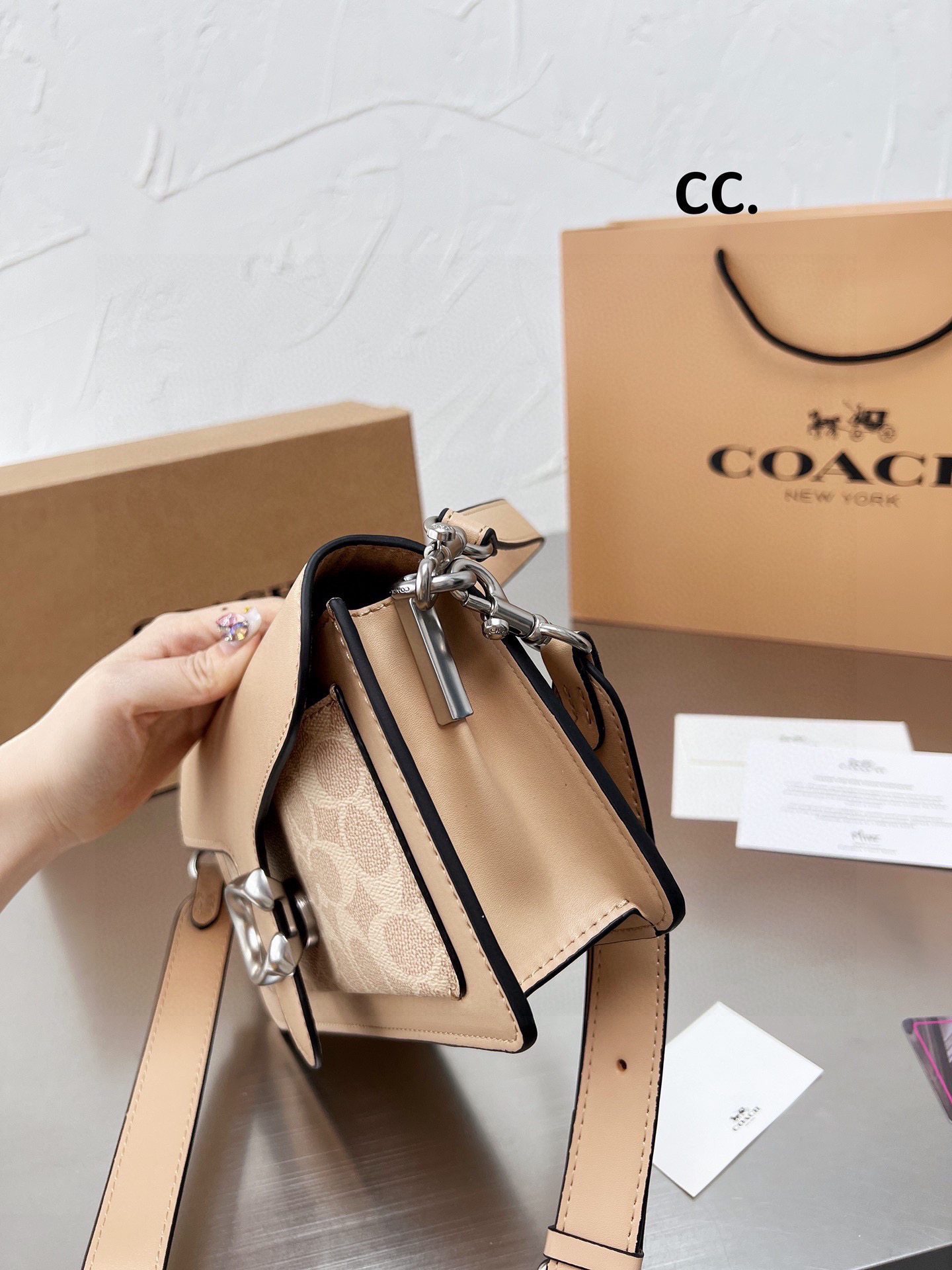 53.42$ COACH   CODE   306-6973-R gallery