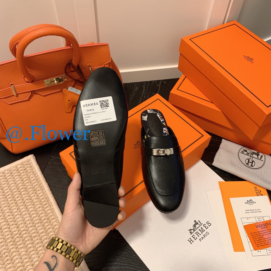 55.25$  Hermes    9944-T gallery