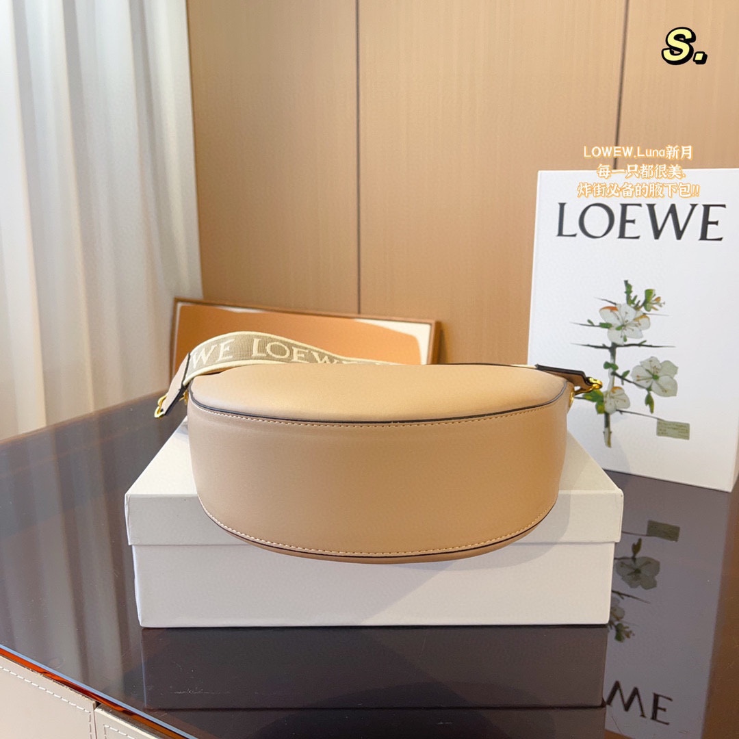 55.88$-loewe    9918-T gallery