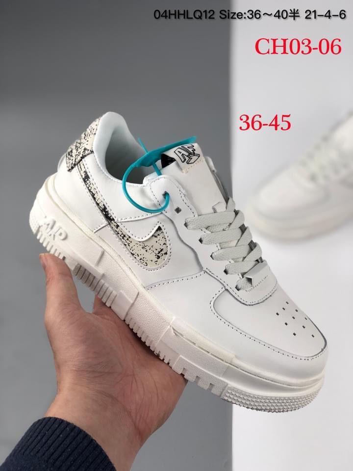 57.18$ NIKE 编号351-2894-R gallery