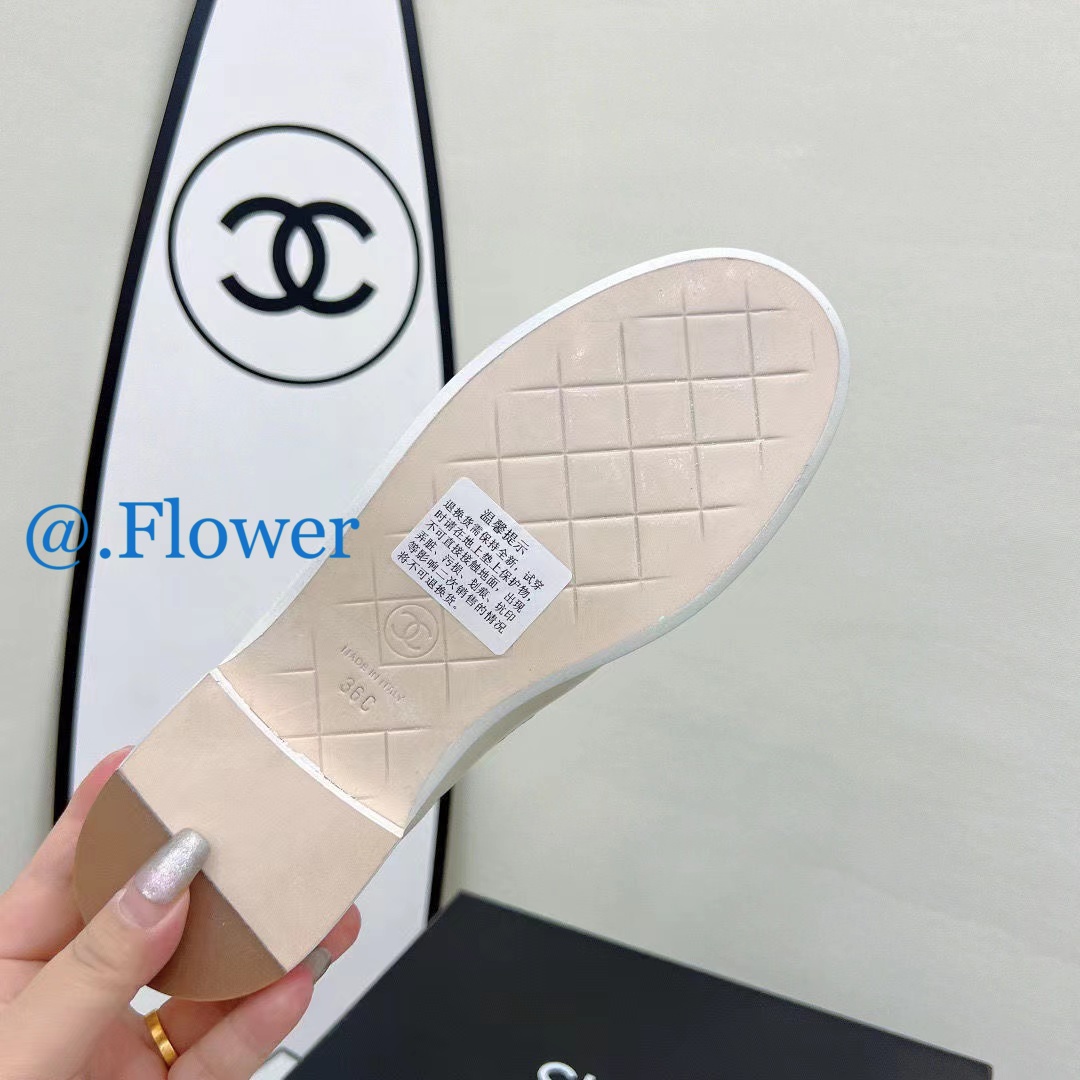 62.64$  CHANEL    9942-T gallery