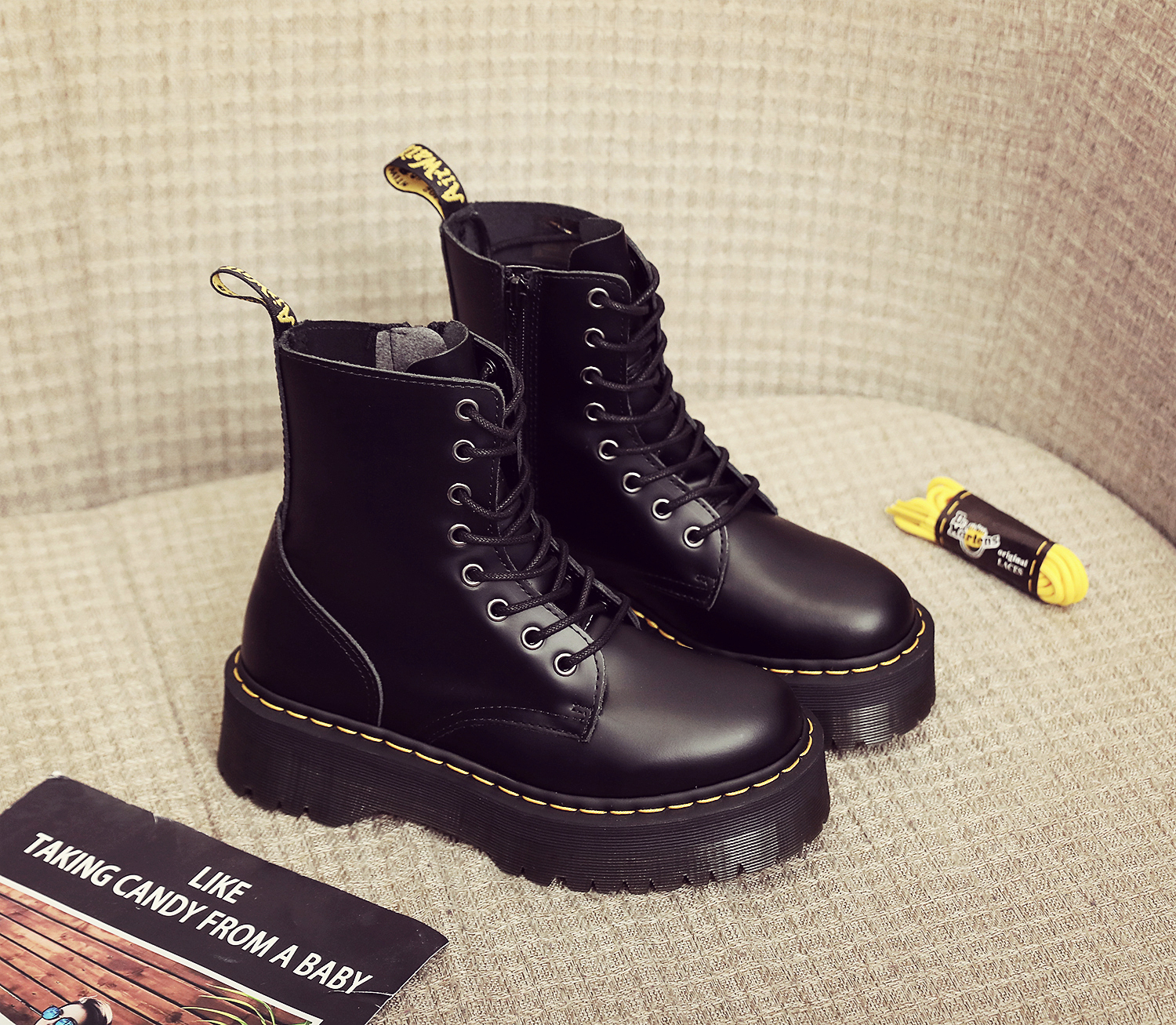 6555-Dr.Martens  59.51$ gallery