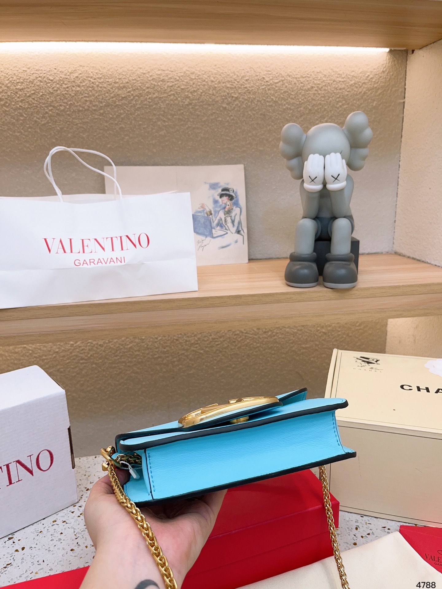 67.8$-Valentino    9838-T gallery