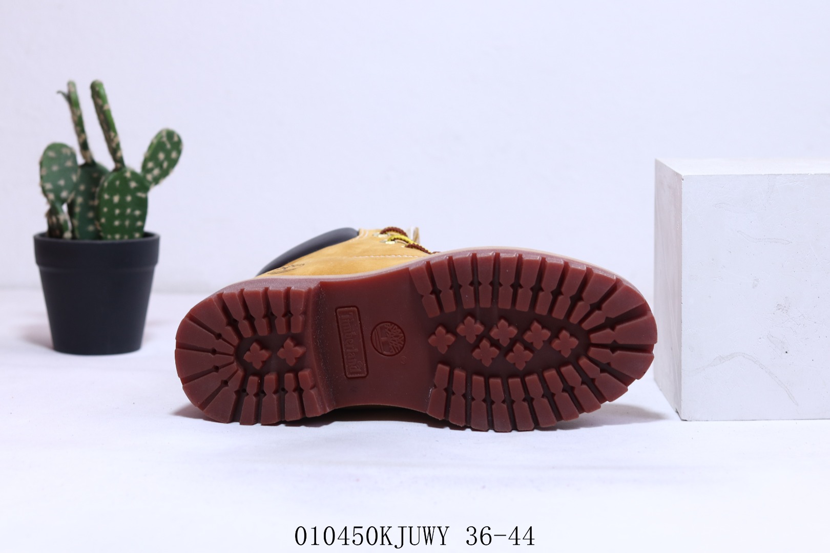 8537-T   Timberland    $52.94 gallery