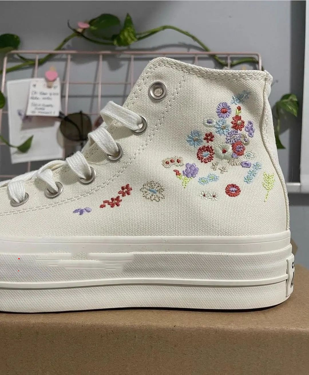 8588-T    37.99$ Converse gallery