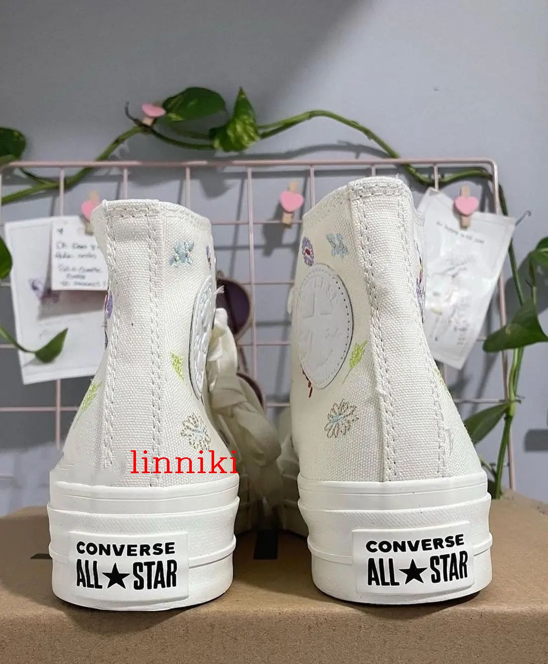 8588-T    37.99$ Converse gallery