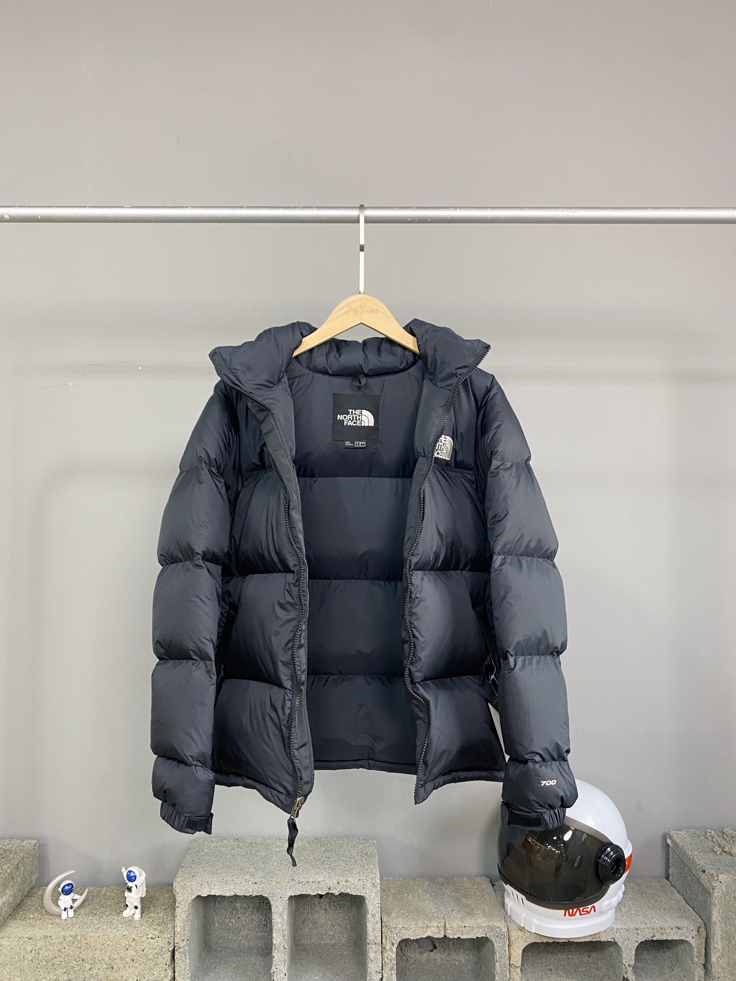 8633-T   39.99$ TNF- WEIYANG gallery