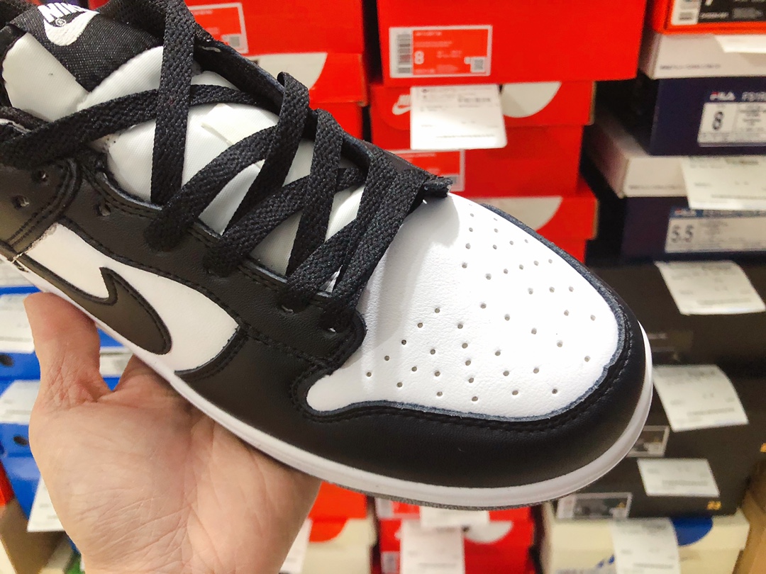 8718-T   NIKE 29.99$ gallery