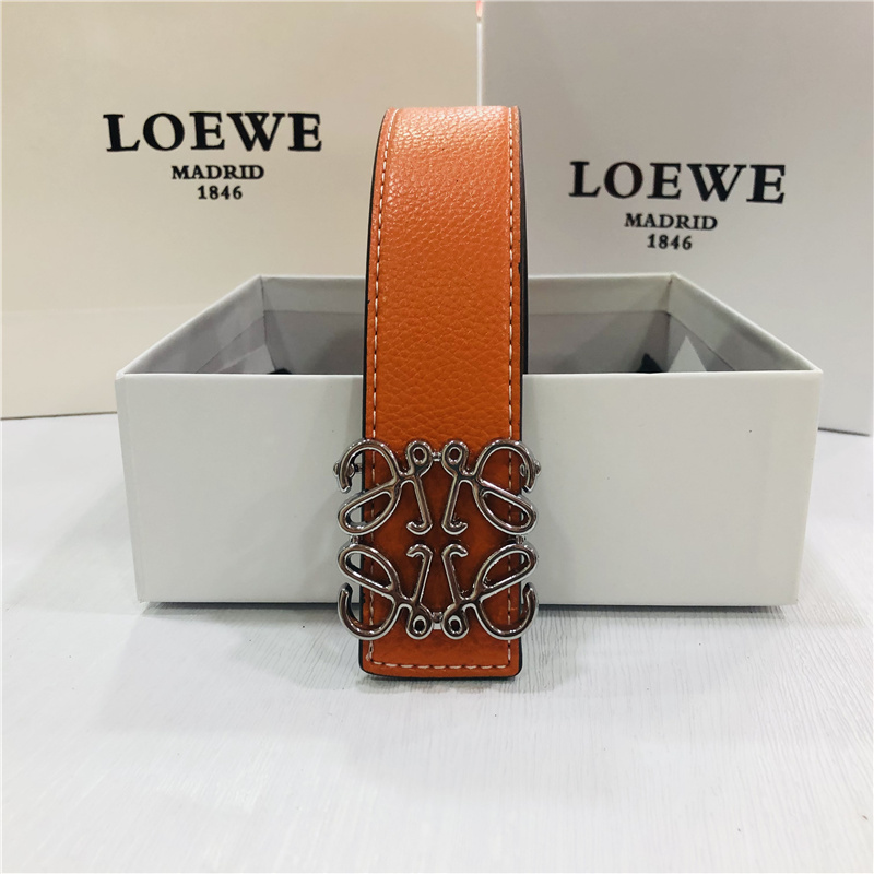 8760-T  22.69$Loewe gallery