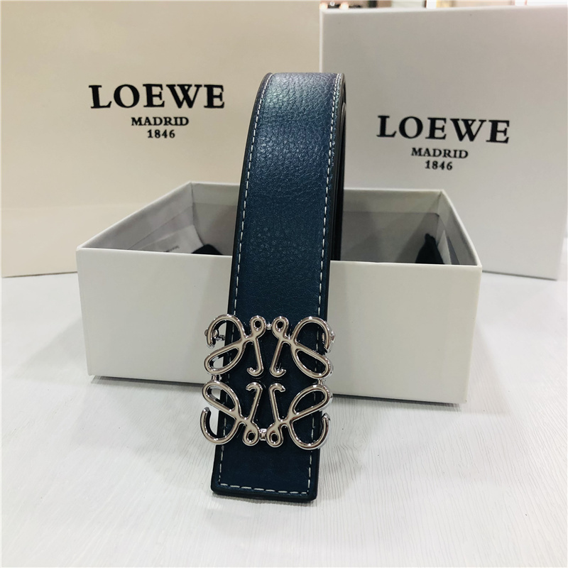 8760-T  24.69$Loewe gallery