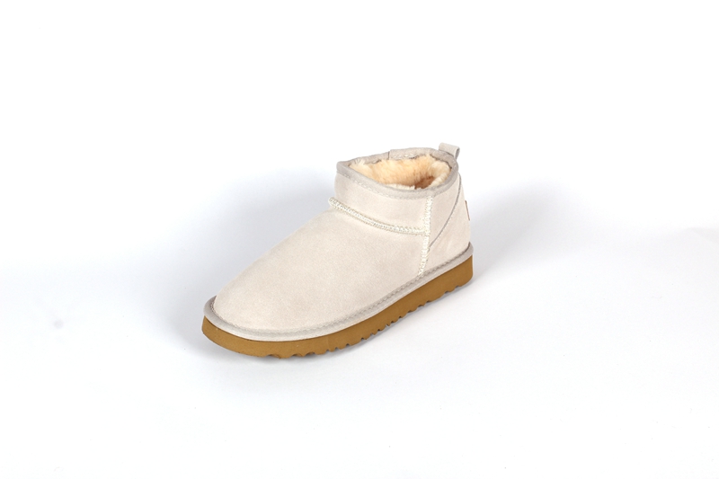 8788-T    29.51$UGG gallery