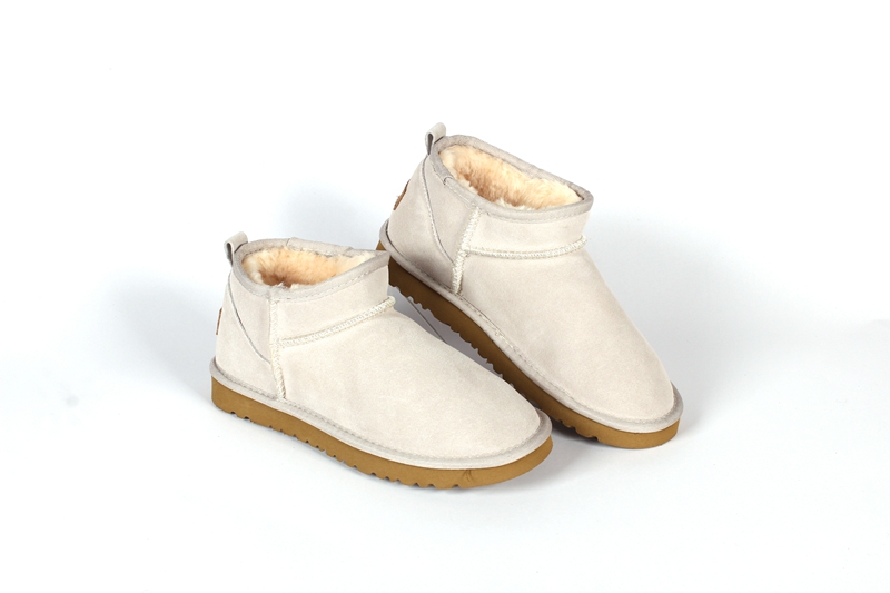 8788-T    29.51$UGG gallery