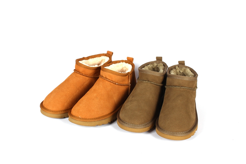 8788-T    29.51$UGG gallery