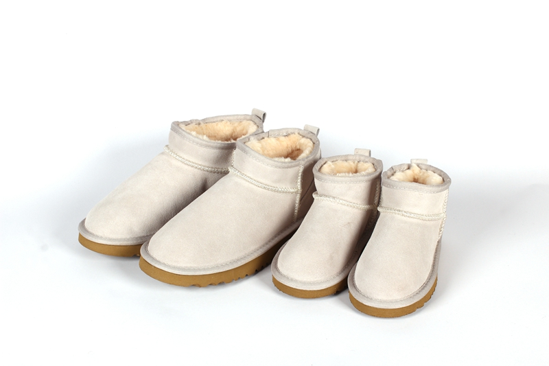 8788-T    29.51$UGG gallery