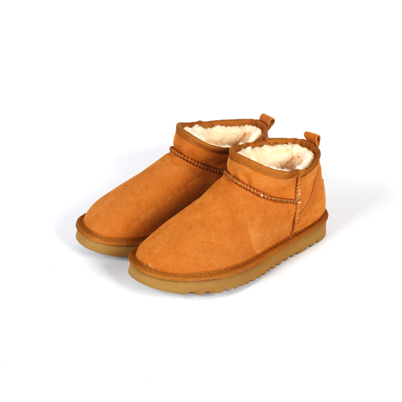 8788-T    29.51$UGG gallery