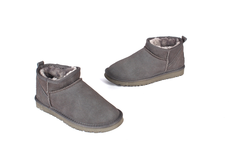 8788-T    29.51$UGG gallery