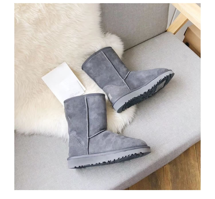 8819-T     37.84$UGG gallery