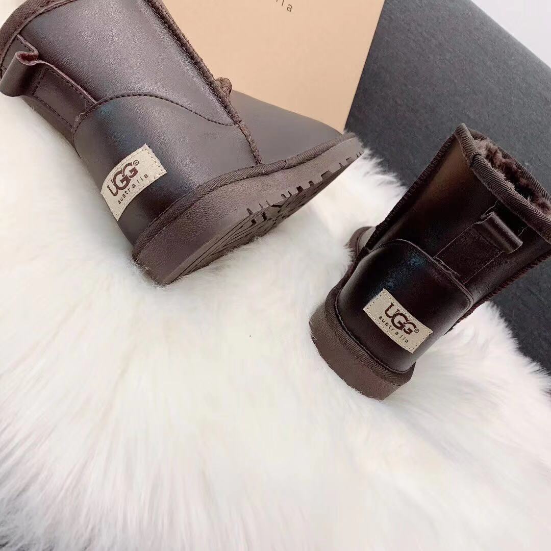 8949-T    UGG $41.99 gallery