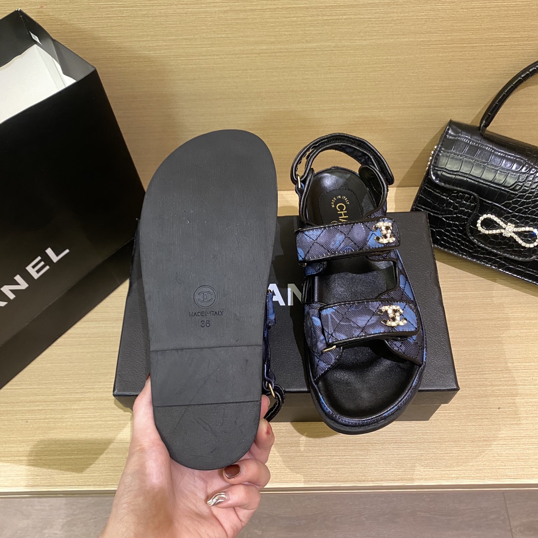 9059-T     Chanel-VX3-49.98 gallery