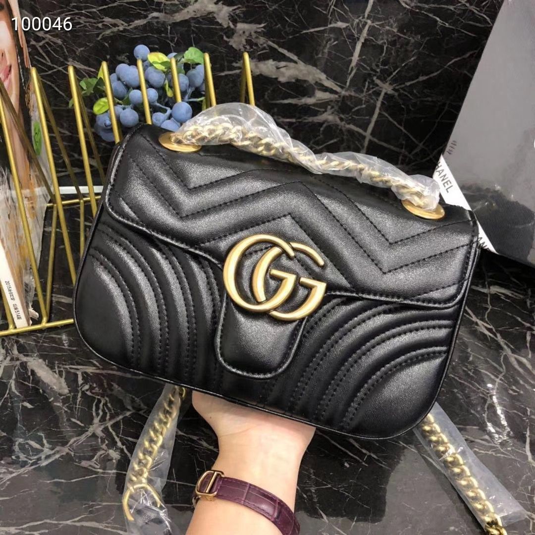 9333-T    39.79$ GUCCI gallery