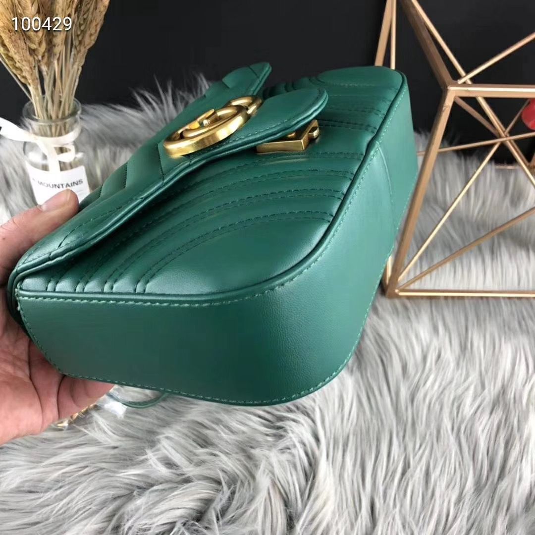 9333-T    39.79$ GUCCI gallery