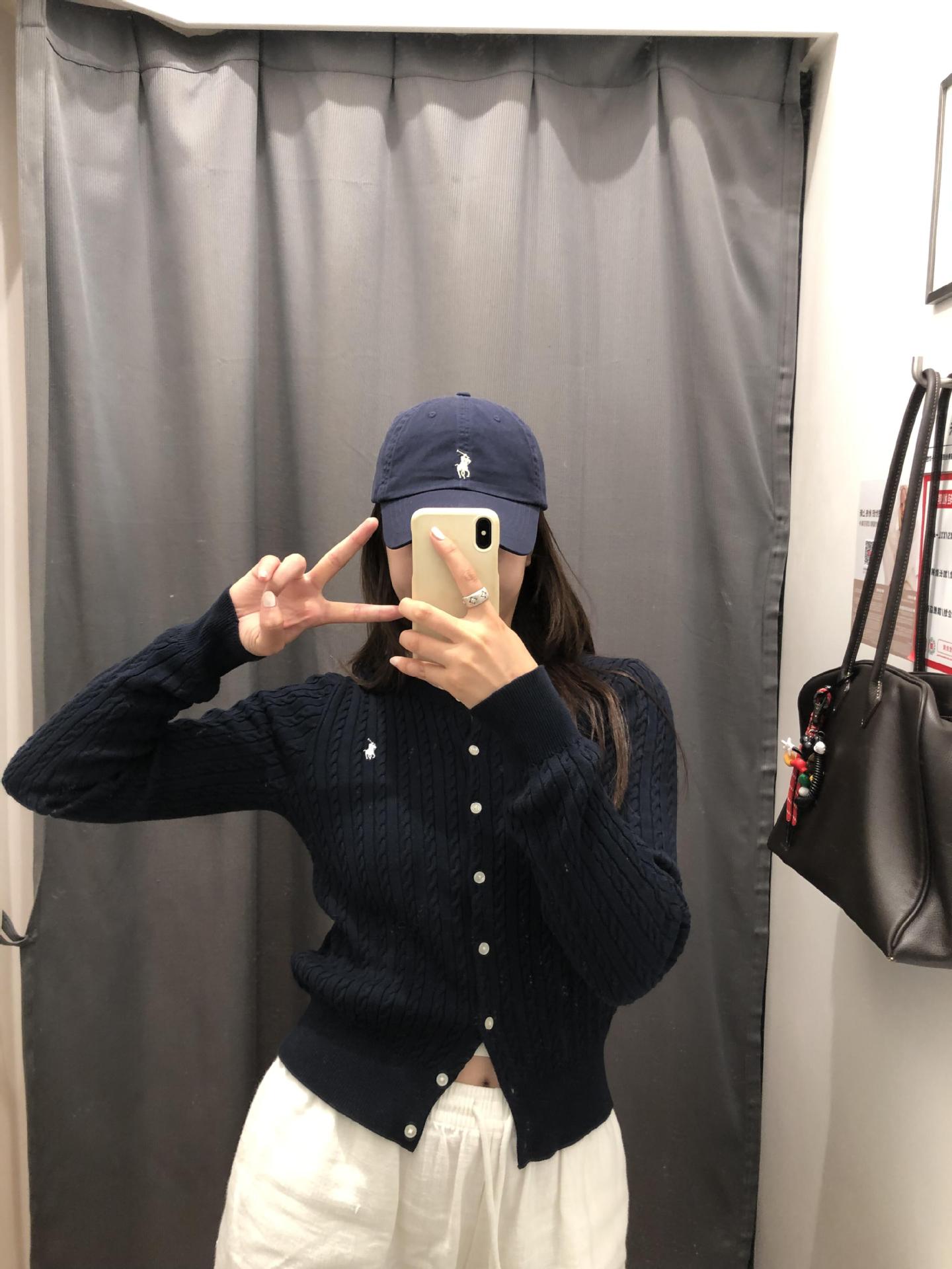 AA1032-AA1034，Polo sweater women 209.99 gallery