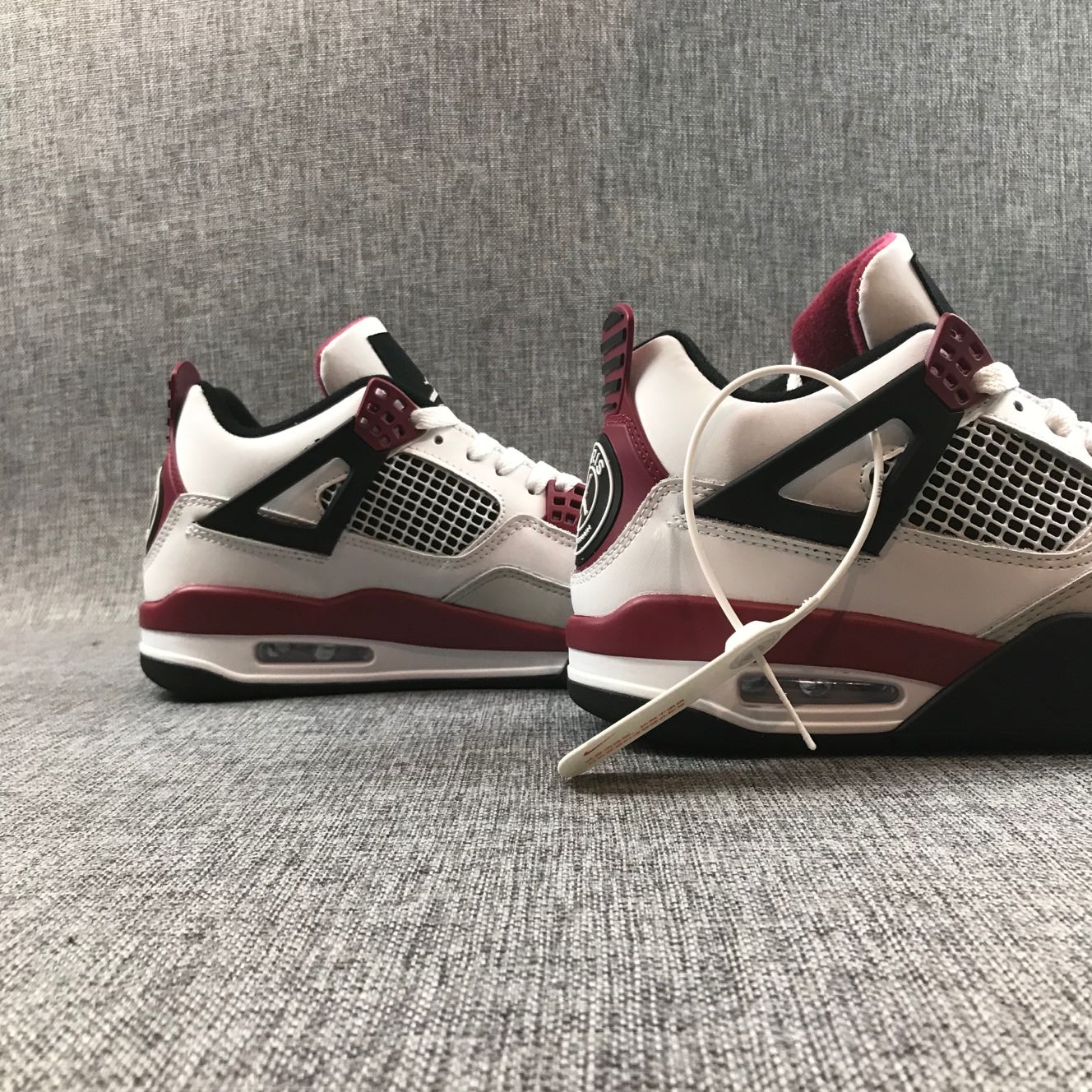 AJ4紫雷电36～47.5带半码 gallery