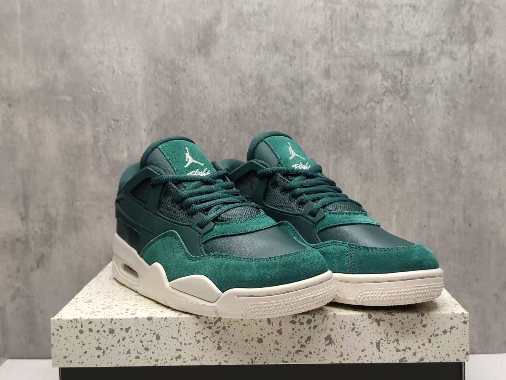 AJ4D 001 gallery