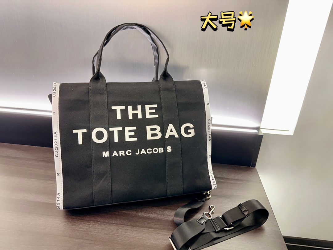 AN3243  TOTE  49.99$ -GBB gallery