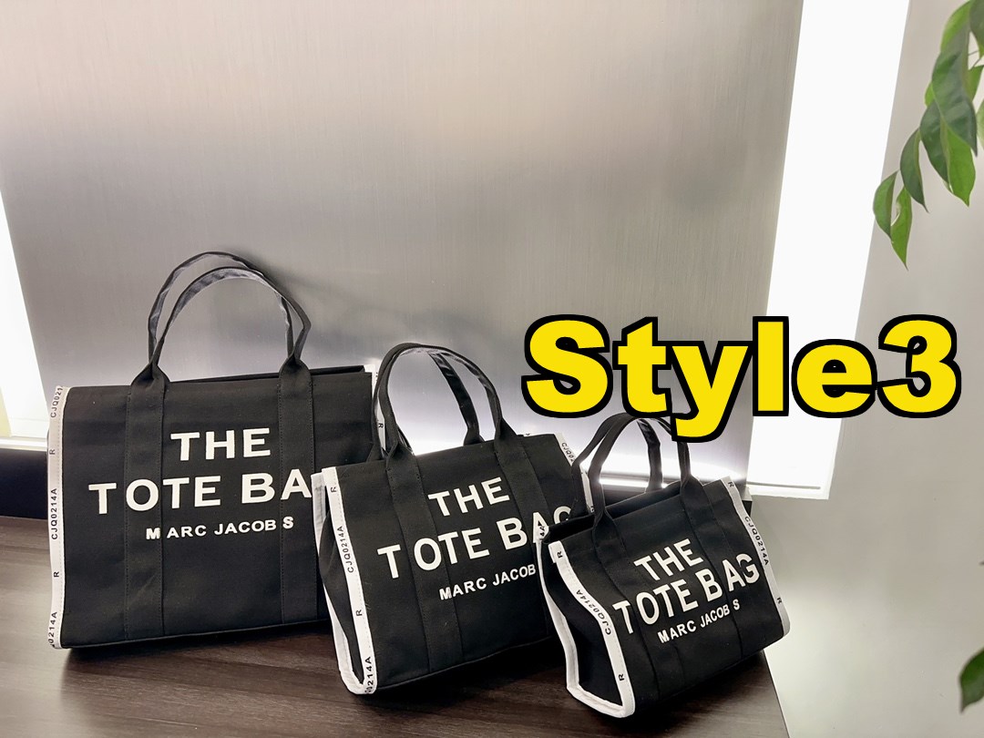 AN3243  TOTE  49.99$ -GBB gallery