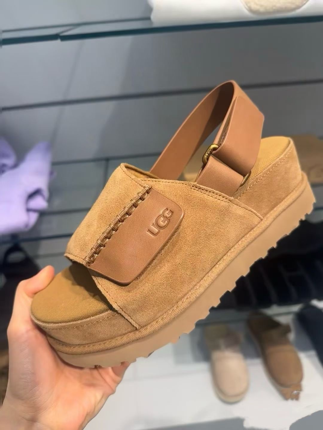 AN4252 UGG 68.99$  S6R4252  -UG2 gallery