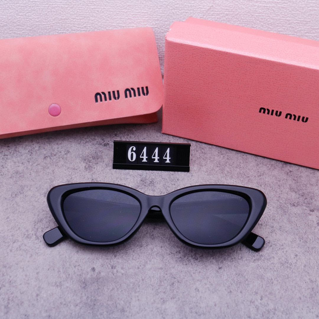 AN4411 MIUMIU 26.99$  H3A4411 -YJ gallery