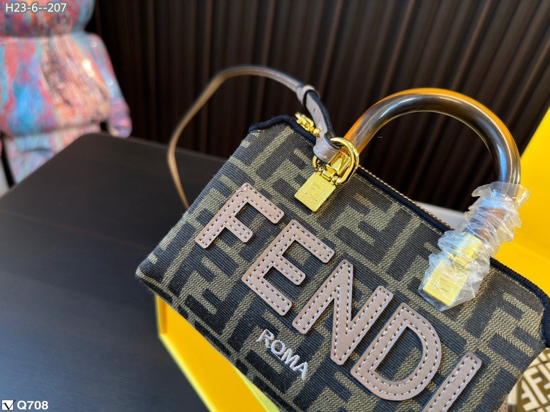 AN4568 FENDI 52.99$  -GBB gallery