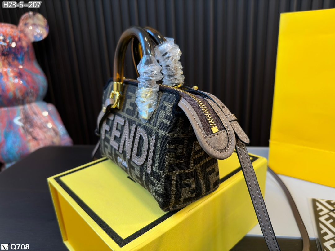 AN4568 FENDI 52.99$  -GBB gallery