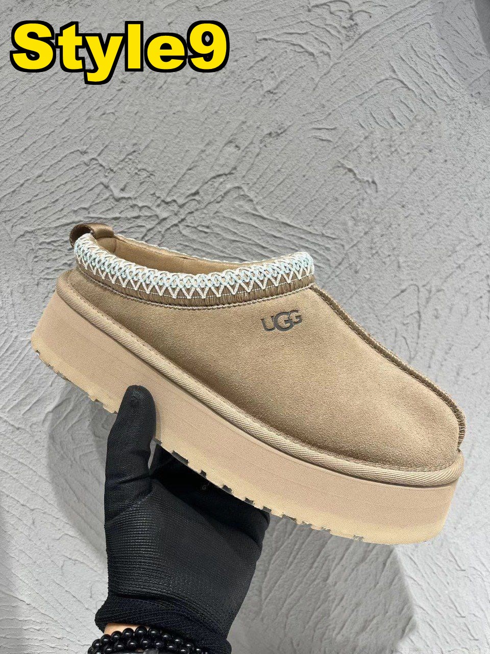 AN4581 UGG 45.99$ UG gallery