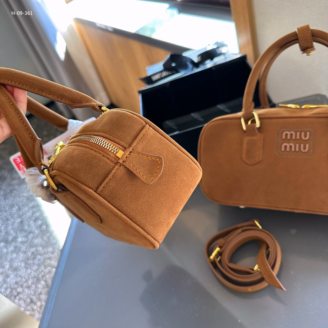 AN4636 miumiu 48.99$ F6E4636 gallery