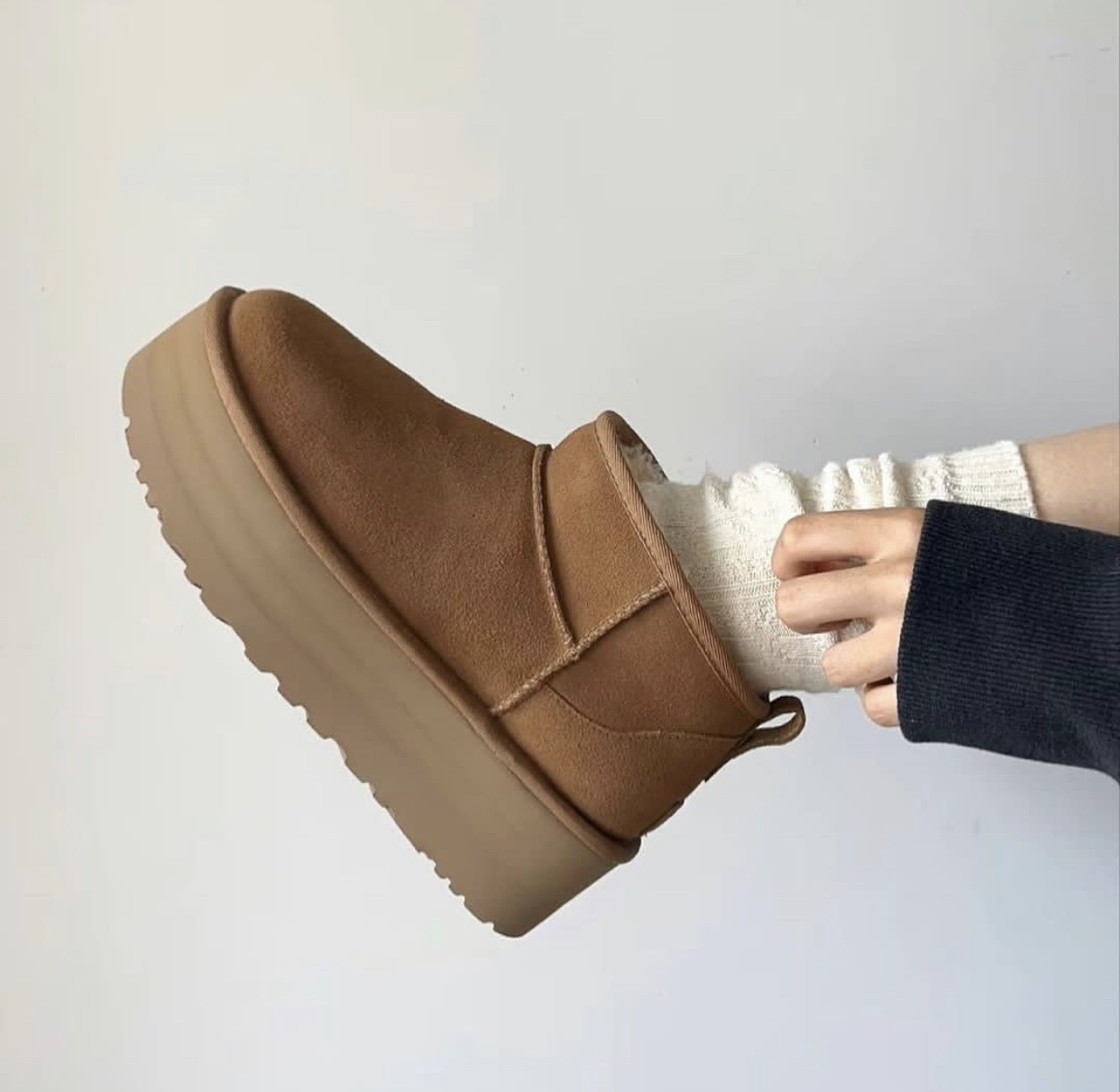 AN4664 UGG Boost 5cm 49$ gallery